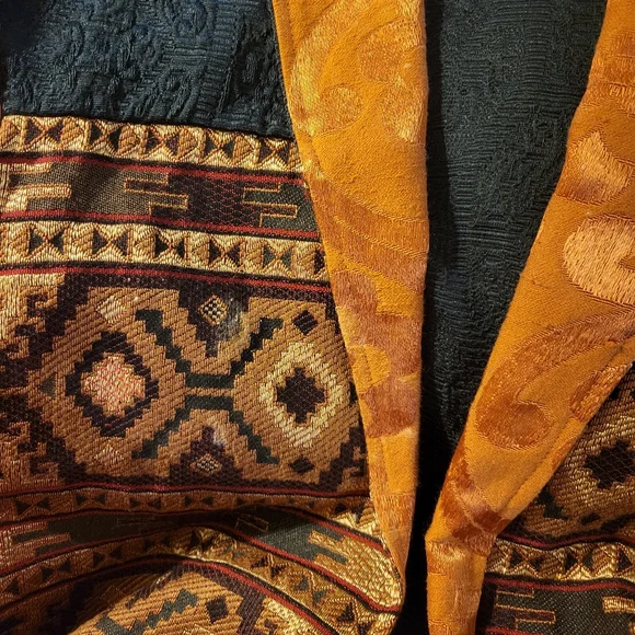 Tribal Print Jacket Size M - Picture 8 of 10